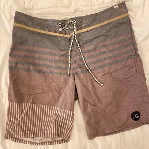 MENS SHORTS